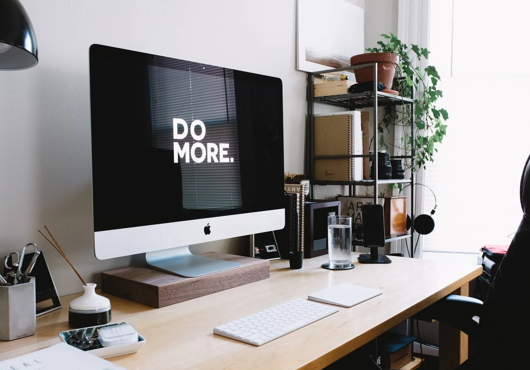 Remote-Work-and-Productivity-landscape-d5d3ebfb3feff8c8cd8bf377b61235dd- Remote-Work-and-Productivity-landscape-d5d3ebfb3feff8c8cd8bf377b61235dd-